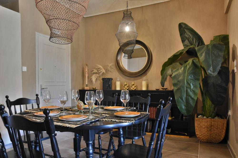 Pepromeno Luxury Apartment In The City Center Kalamata Ngoại thất bức ảnh